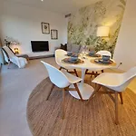 Buena Vista, Panoramic View Penthouse With Pool - By Oyoostays Апартаменты