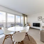 Апартаменты Buena Vista, Panoramic View Penthouse With Pool - By Oyoostays Торевьиа