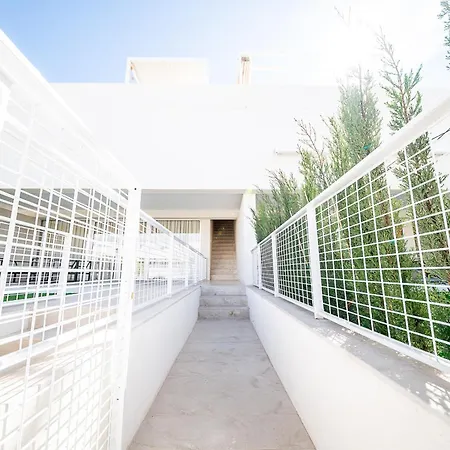 Buena Vista, Panoramic View Penthouse With Pool - By Oyoostays
