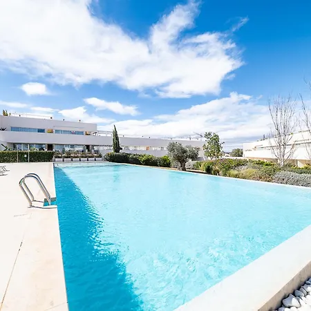 公寓 Buena Vista, Panoramic View Penthouse With Pool - By Oyoostays *