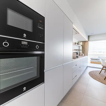 Buena Vista, Panoramic View Penthouse With Pool - By Oyoostays 公寓 托雷维耶哈