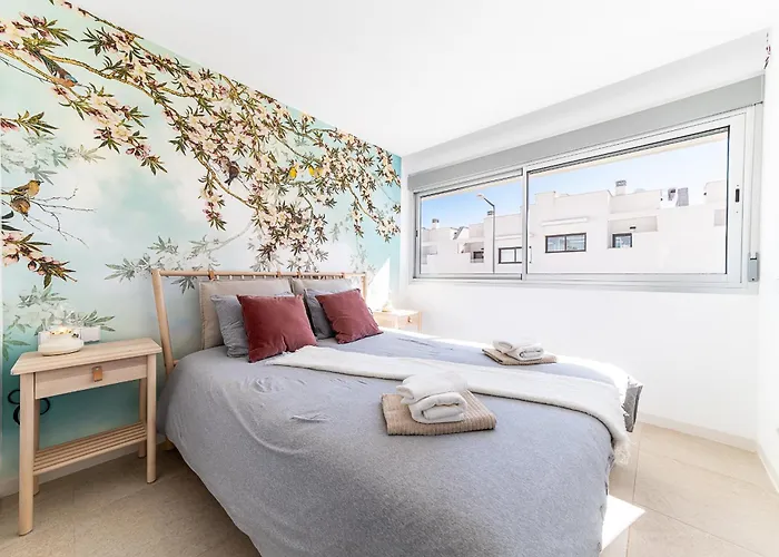 Appartement Buena Vista, Panoramic View Penthouse With Pool - By Oyoostays Torrevieja