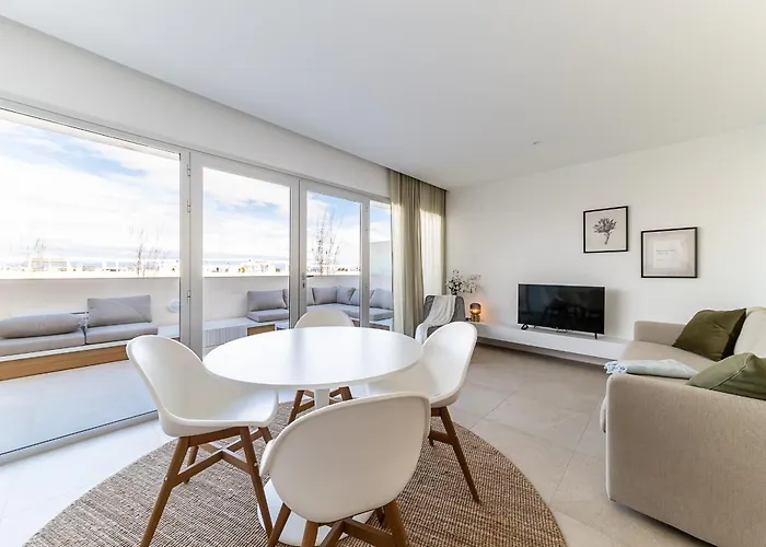 Appartement Buena Vista, Panoramic View Penthouse With Pool - By Oyoostays Torrevieja