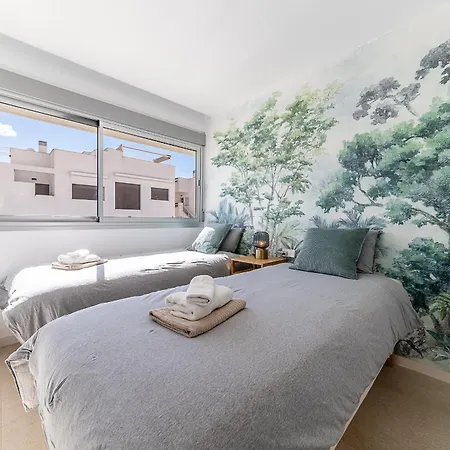Apartamento Buena Vista, Panoramic View Penthouse With Pool - By Oyoostays Torrevieja
